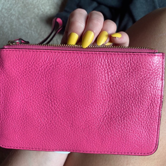 Hot Pink Kate Spade wristlet - Picture 4 of 4